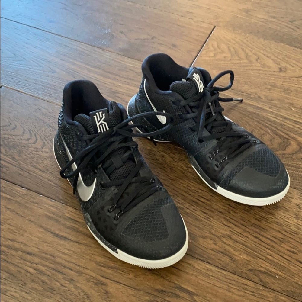 Kyrie 3